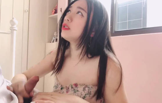 【大象传媒】好欠幹隨機帶路人回家做愛-嫚嫚