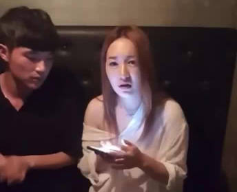 【乌鸦传媒】风骚美少妇KTV找鸭子