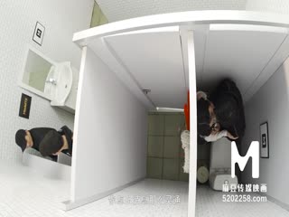 petite 亚洲 业余的 模型 creampied 通过 日本 人