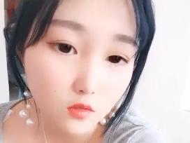 18岁的小狐狸 