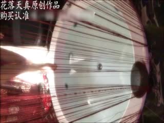约操白嫩性感的外围美女酒店喝着红酒调着情,跳完艳舞再啪啪,体验刺激2人又到浴池里激烈爆操,边干边自拍 