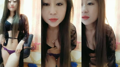 穿紫色内裤的老女人 