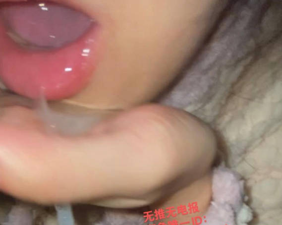 海角社区 我和亲妹妹拿下第一次口爆