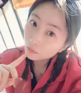 海角社区 在宿舍干朋友的姐姐