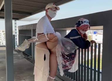 西瓜影视 约了个【洛丽塔】妹妹去天台拍写真-【樱花小猫】