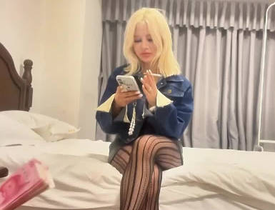 杏吧原创 约了个金妇碧眼的俄罗斯小姐姐-小浪