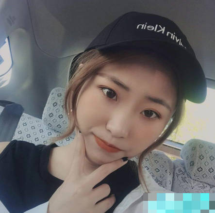 海角社区 绿帽男找代驾迷玩老婆李雨欣