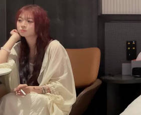 杏吧原创 今天约了一个善谈的小妹子-曹长卿