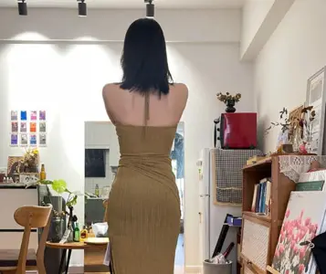 海角社区 半推半就上了36岁的后妈