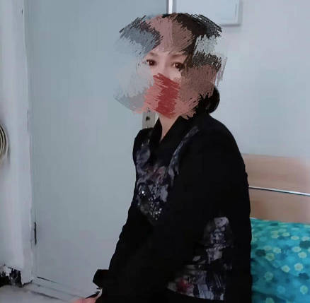 海角社区 操49岁干妈有干儿子操干妈这幺孝顺的吗
