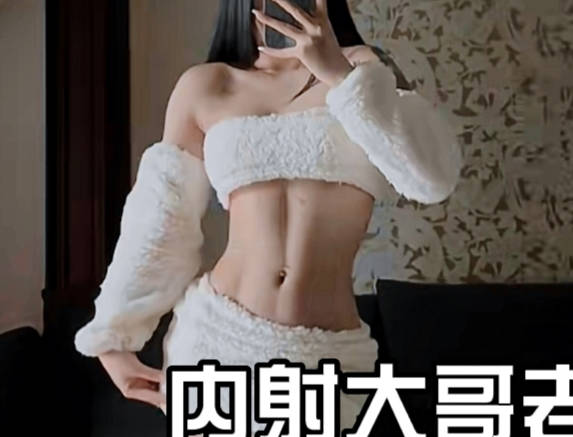 麻豆传媒映画・内射大嫂・美术老师